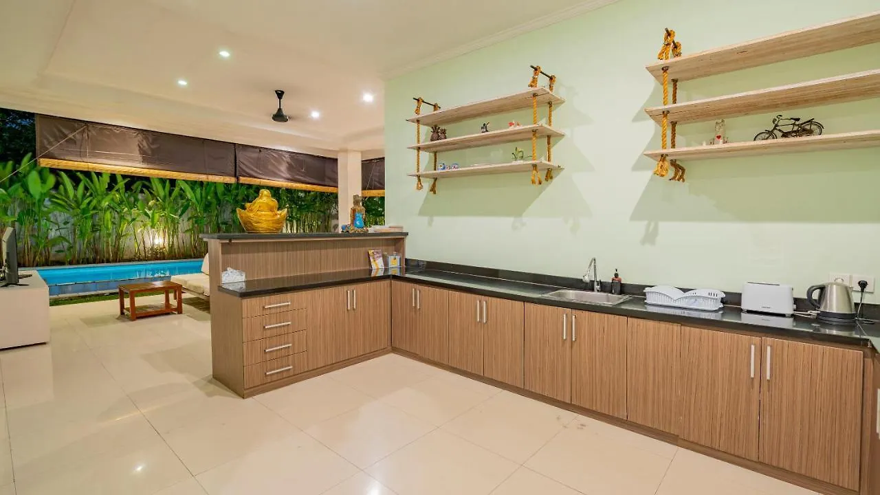 Av Villa Harmony Seminyak